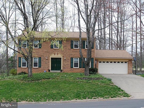 2nd image of 4092 Camelot Ct