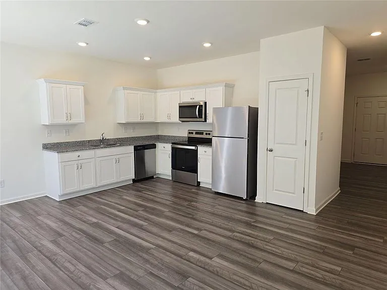 3560 Eagle Ct SW — Photo 15