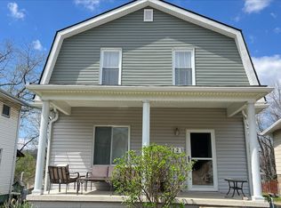 421 Argonne Dr, New Kensington, PA