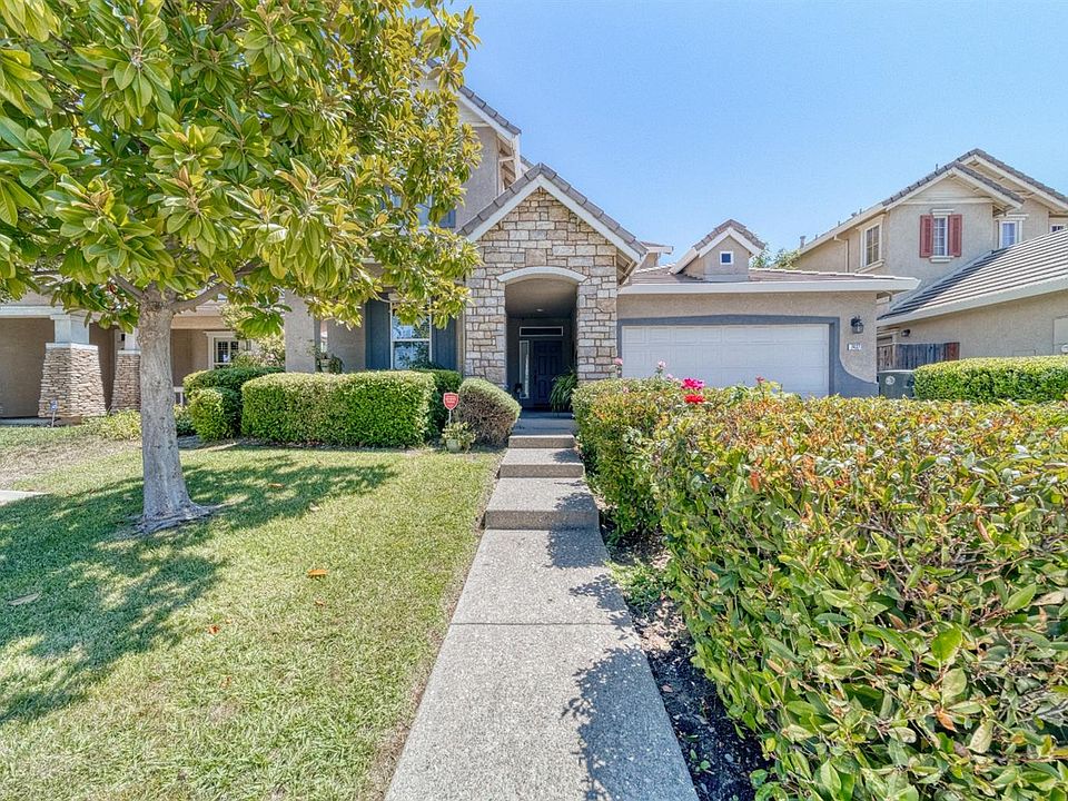 1st image of 7437 Thalia Ct