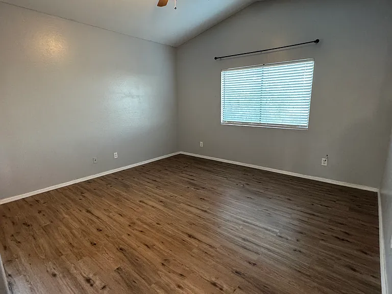 28007 N Muscovite Dr — Photo 34