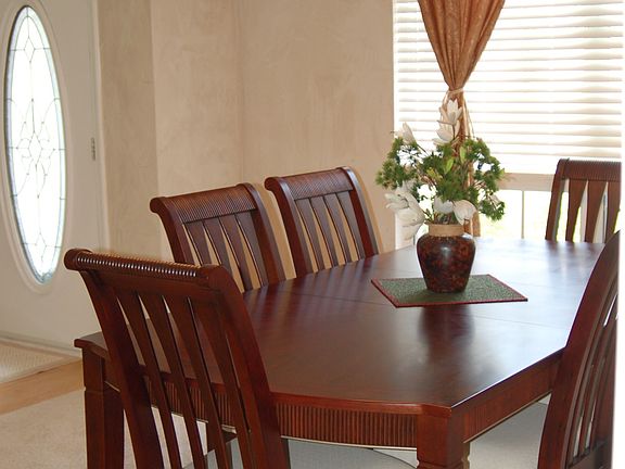 Formal Dining