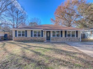 9050 Southwood Dr, Shreveport, LA 71118