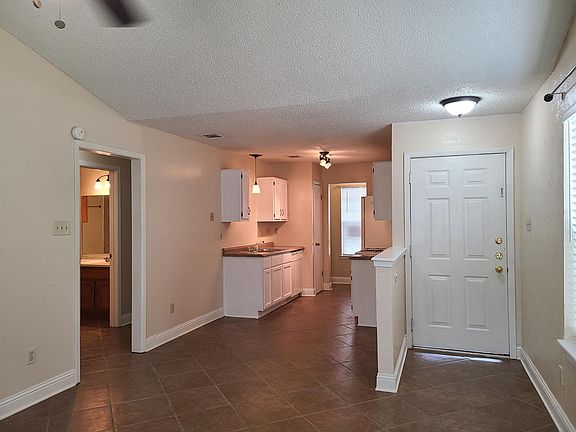 5th image of 12405 Alderbrook Dr #B