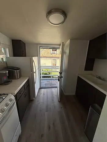 2247 Brant St — Photo 2