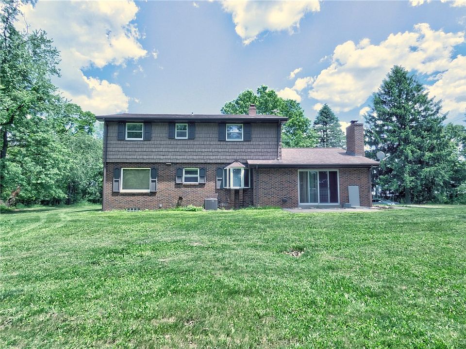 1st image of 110 Windy Pines Ln