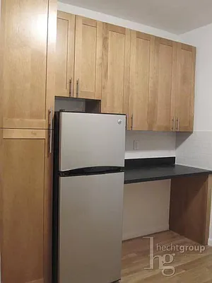 Rented by Hecht Group | media 10