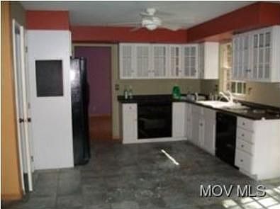5th image of 128 Sylvan Way