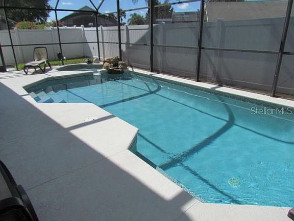5th image of 2612 Autumn Creek Cir