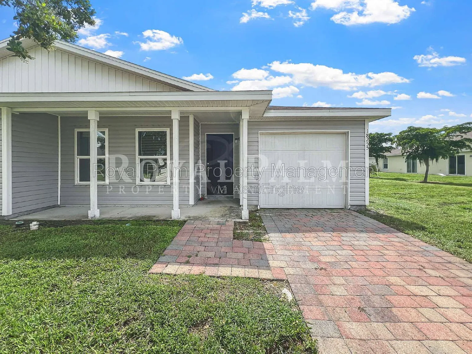 4 bed, 2.0 bath, 1203 sqft, $1,399 — Photo 2