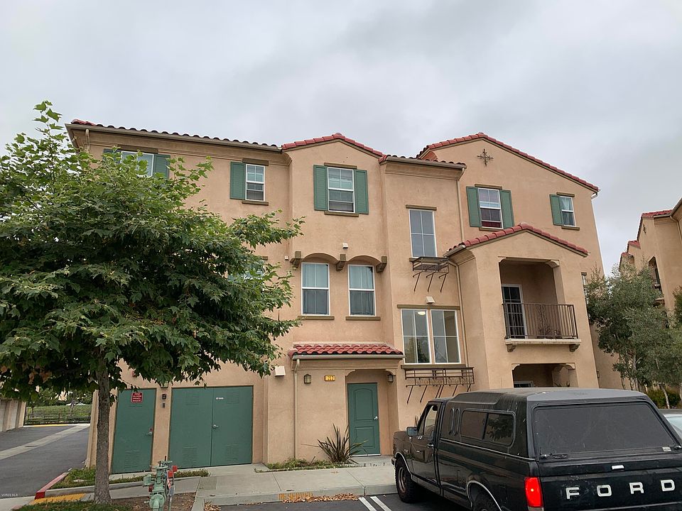 2nd image of 353 Riverpark Blvd Unit 303