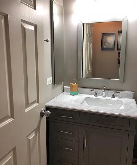 303 W Scott St #303 — Photo 11