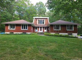 8 Harvest Rd, New Fairfield, CT 06812