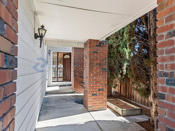 3rd image of 2030 Laurel Canyon Ct