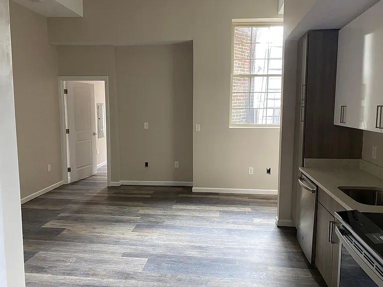 1805 Saint Paul St #3 — Photo 3
