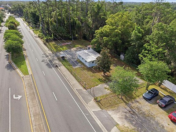 2nd image of 320 Highway 466