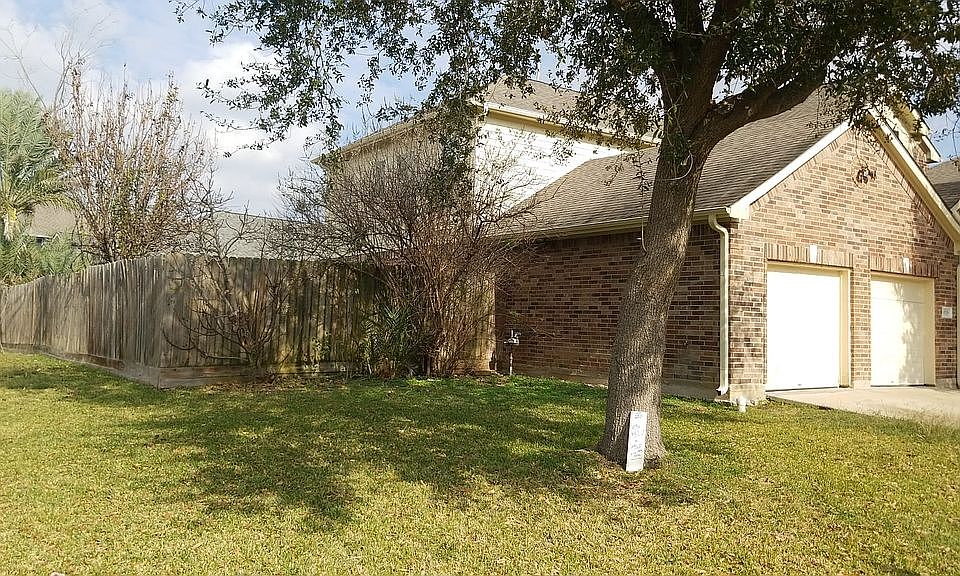 1st image of 10118 Glengate Ln