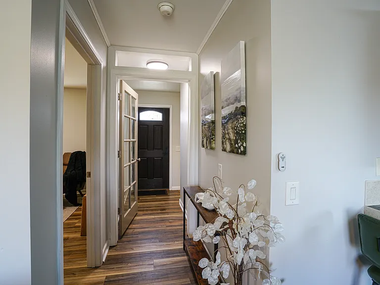 256 Spring St — Photo 6