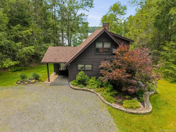 25 Waters Edge Drive, White Lake, NY 12786