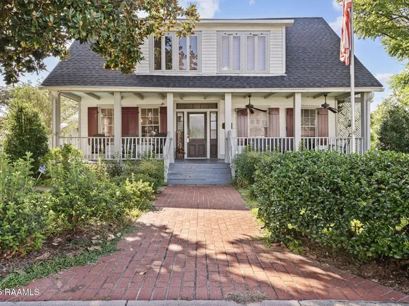 210 N Washington St, Abbeville, LA 70510