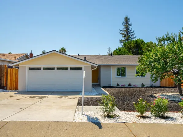 1648 Alamo Drive, Vacaville, CA 95687