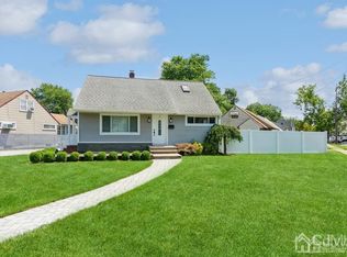 2 Colonial Rd, Roselle, NJ 07203