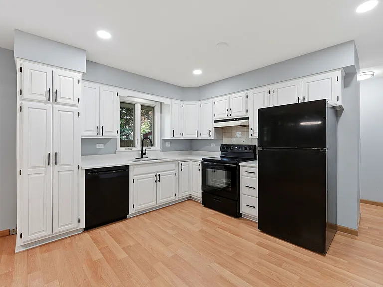 152 Crestwood Dr — Photo 15
