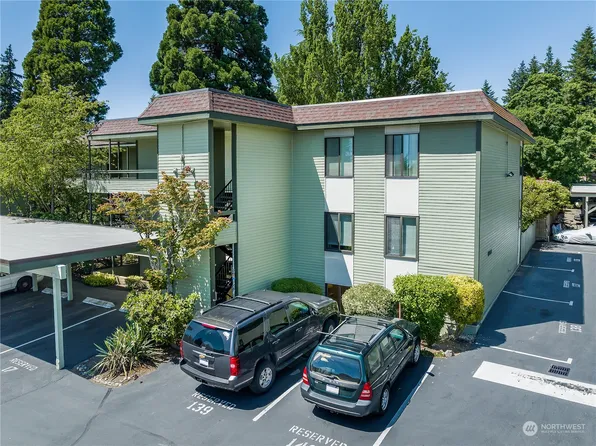 18902 8th Avenue NW #110, Shoreline, WA 98177
