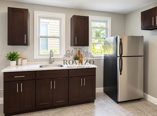 591 S 19th St #1, Newark, NJ 07103