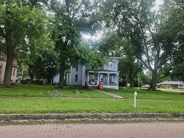 406 E Main St, Arcola, IL 61910