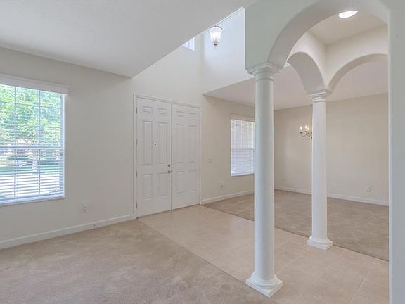 2nd image of 209 Victoria Trails Blvd