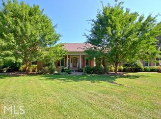 100 Hawthorne Dr, Fayetteville, GA 30214