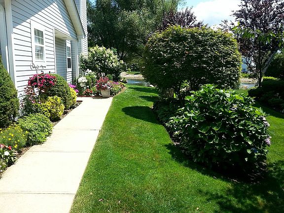 4th image of 236 Erik Dr