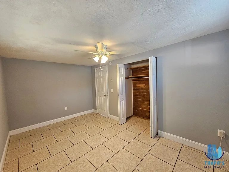 9210 Pegasus Ave — Photo 12