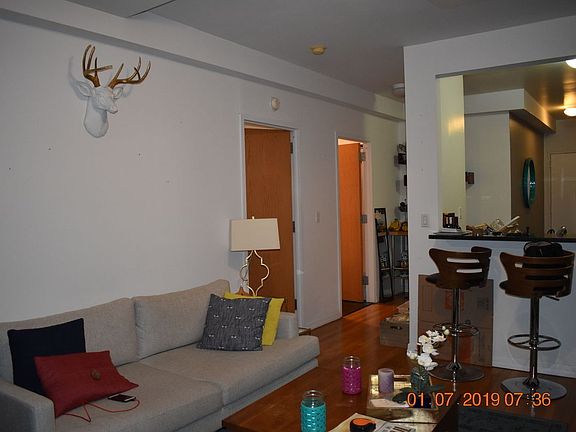 4th image of 2734 21st St APT 7A