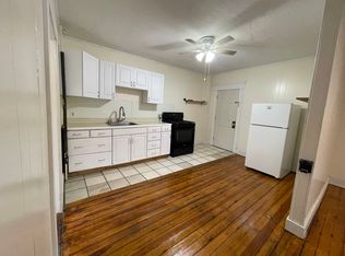 6 S Water St APT E, Onset, MA 02558