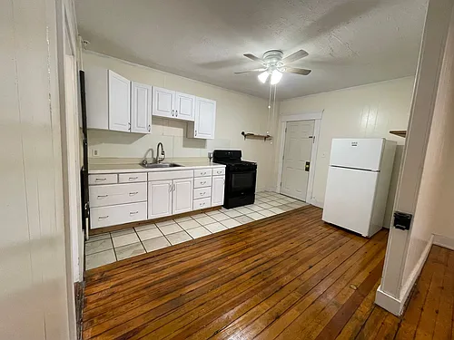 Floor plan E