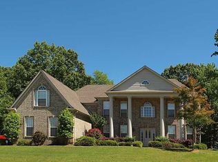 5060 Royston Loop, Memphis, TN 38125