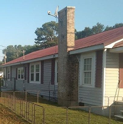 5th image of 241 N Maple St