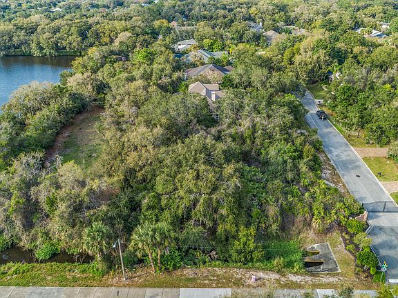 4th image of 101 Spanish Oaks Ln