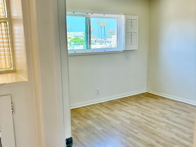 229 Bicknell Ave #308 — Photo 22