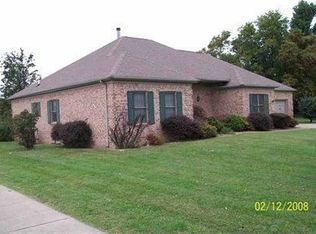 7413 Rucker Rd 1 E, Henderson, KY 42420