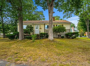 4 Niles Rd, Randolph, MA 02368