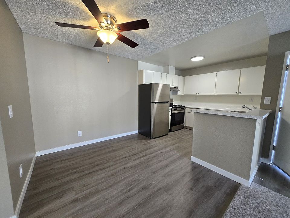 1st image of 652 Moss St #648-63