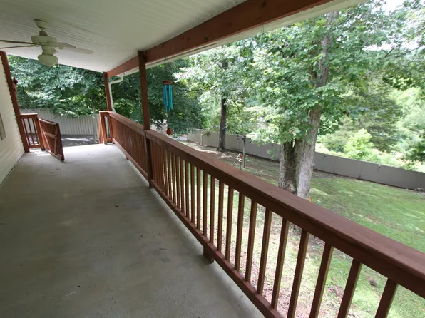 1105 Tranquility Hills Way, Cosby, TN 37722