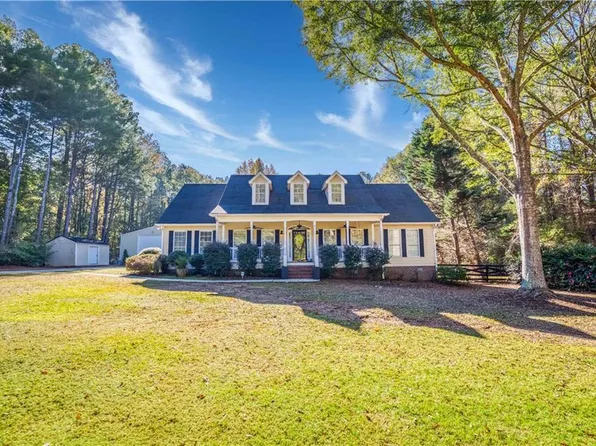 781 Alcova Dr, Social Circle, GA 30025