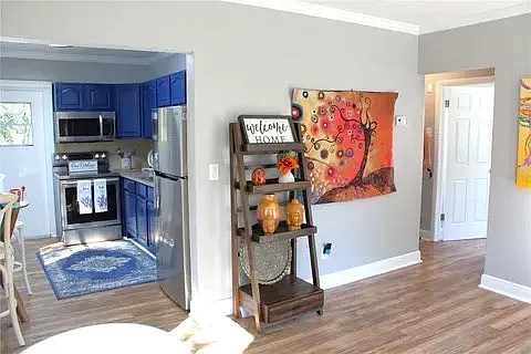 407 W Valencia St — Photo 5