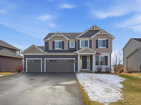 1409 Copper Hills Dr, Carver, MN 55315