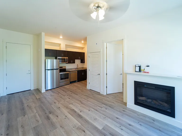 Capitol Hill Apartments — Photo 138