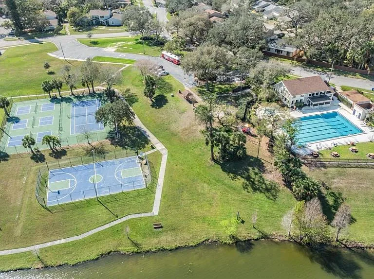 14631 Lake Forest Dr — Photo 23